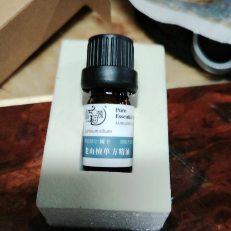Indian Mysore Old Mountain San - Sandalwood Perfume Oil ulasan dan harga